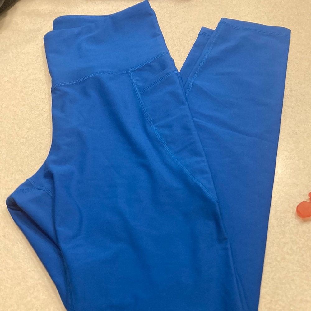 Old Navy Elevate 7/8 Length leggings